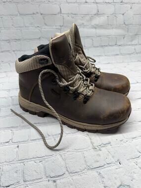 Georgia Boot Eagle Trail Women's Alloy Toe Waterproof Hiker work boots Size 9.5M